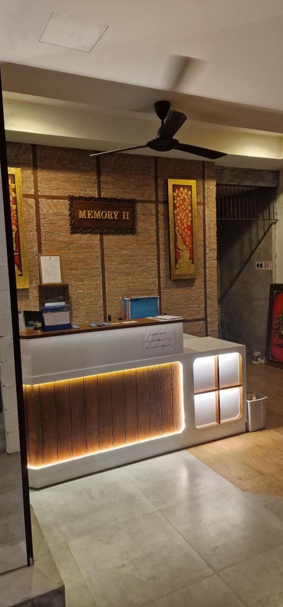 Memory 2 Hotel Phuket Bagian luar foto