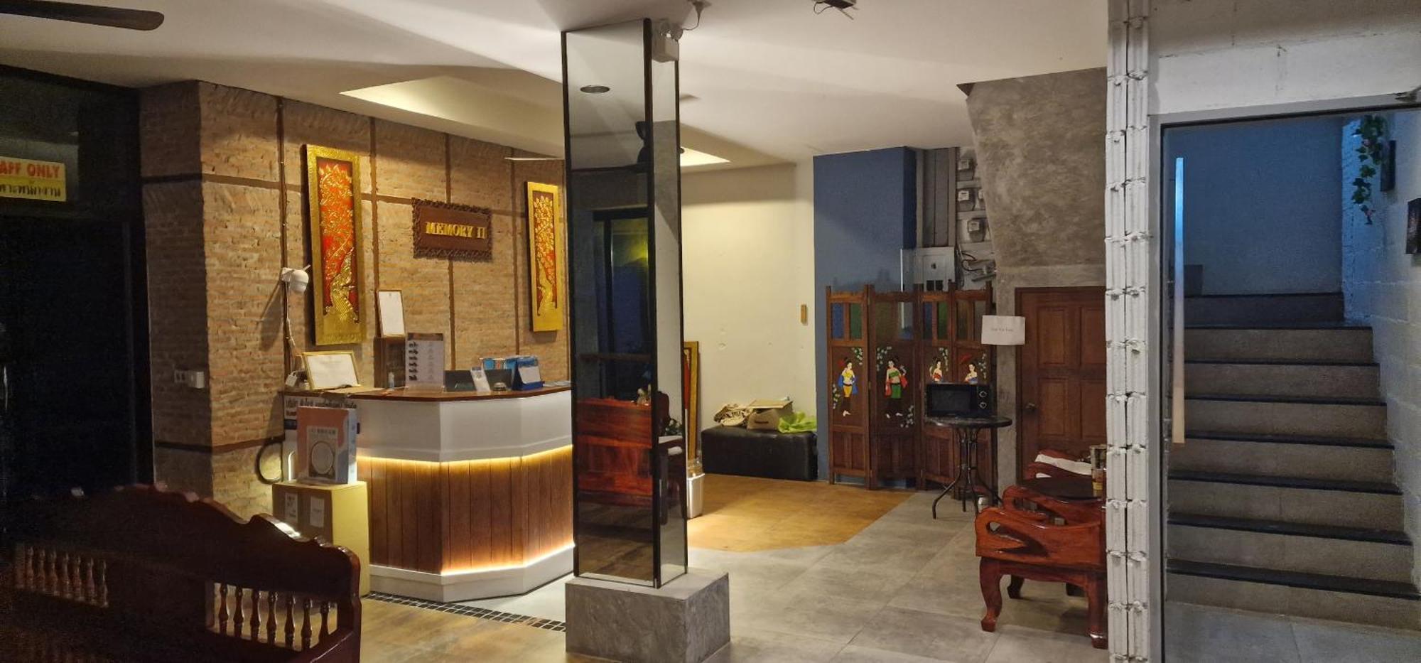 Memory 2 Hotel Phuket Bagian luar foto